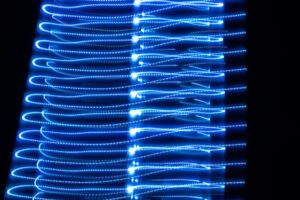 blaue wellen - 20213051, Experimentelle Lichtbildfotografie Daniel Bahrmann